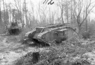 http://www.aviarmor.net/tww2/photo/gb/heavy_tank_mk4/mk4_ger_10.jpg