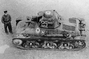 http://wardrawings.be/WW2/Images/1-Vehicles(bis)/France/Files/1-LightTanks/Hotchkiss-H35/H35-01.jpg