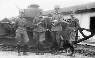 ​Один из пулемётных Renault FT, перевооружённый авиационным пулемётом SIA Modello 1918 - Лучший клон Renault FT | Warspot.ru