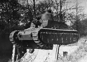 С декабря 1931 года начались поставки Char D1 "большой" производственной серии.