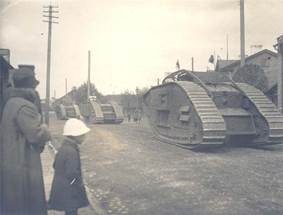 http://www.aviarmor.net/tww2/photo/gb/heavy_tank_mk5/mk5star_est_1930_2.jpg